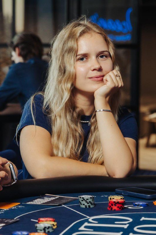 Ocean's Poker Club — логотип клуба